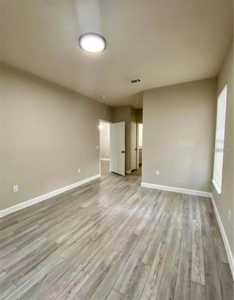 Image 9 of 23 For 3011 Hemingway Circle 3011