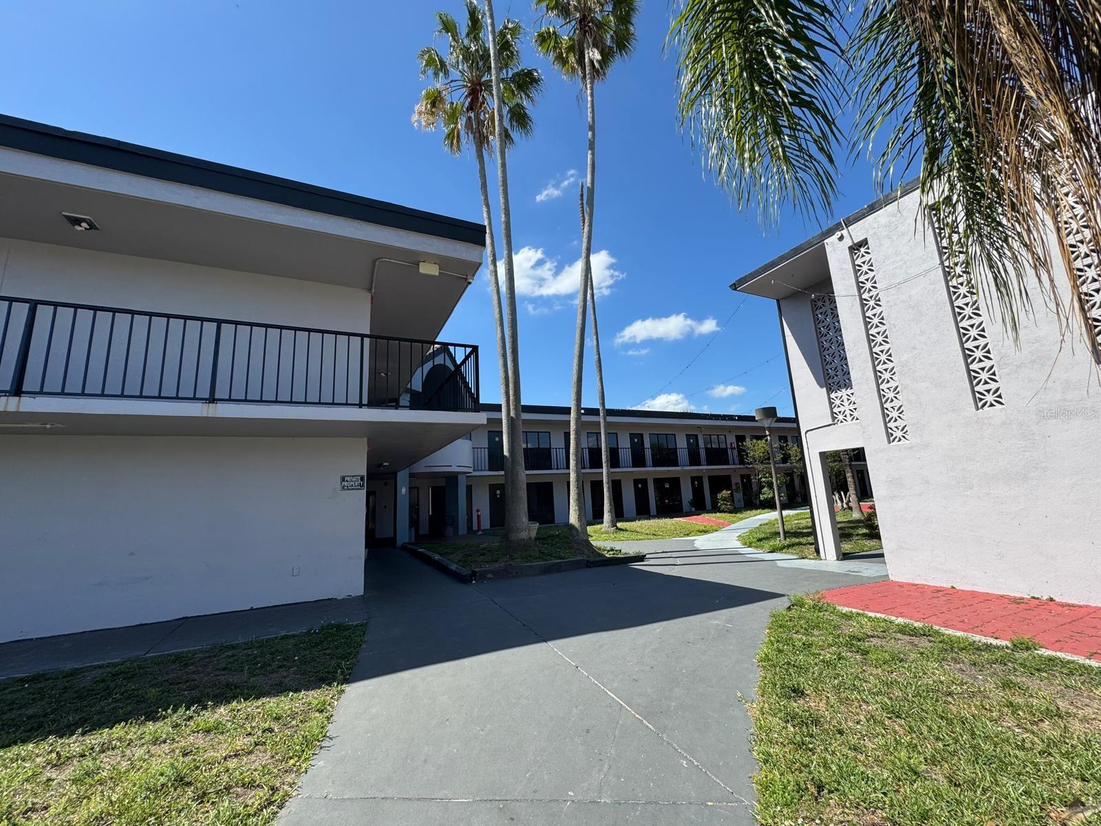 Image 13 of 13 For 8421 Orange Blossom Trail 420