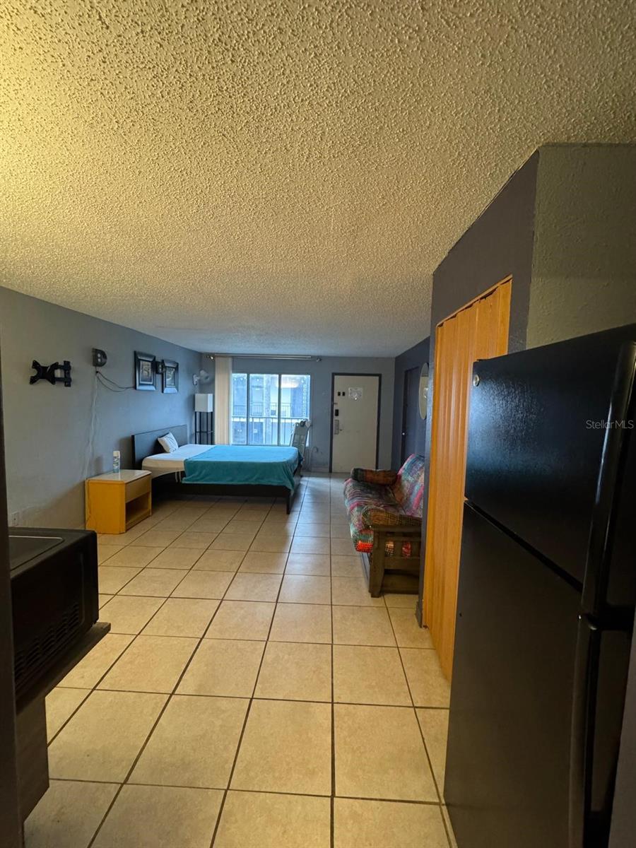 Image 4 of 13 For 8421 Orange Blossom Trail 420