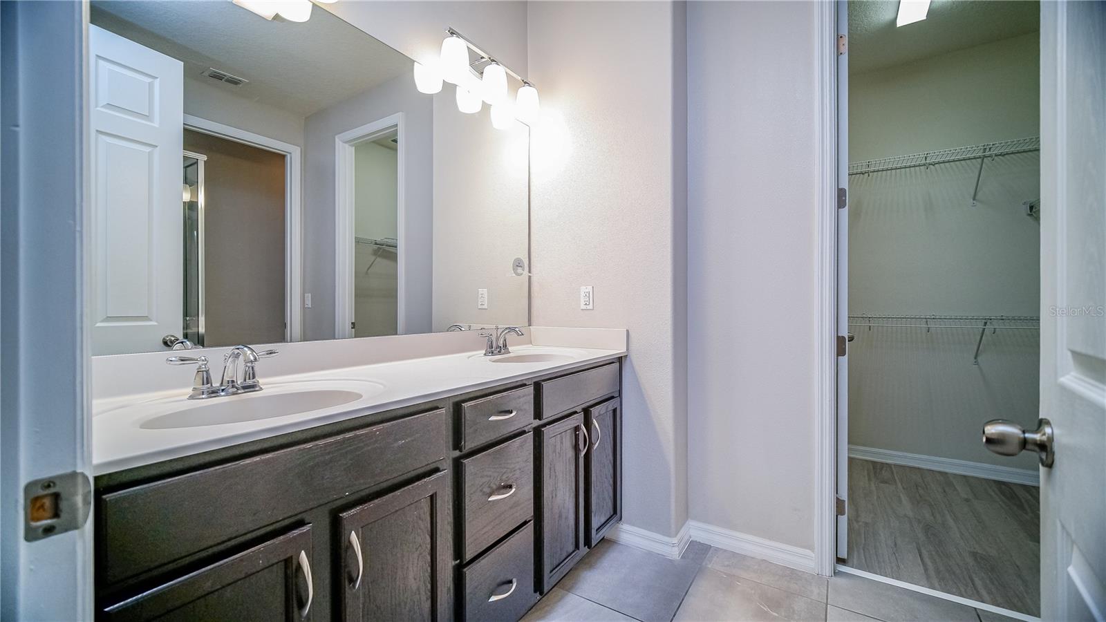 Image 16 of 40 For 2945 Cello Lane