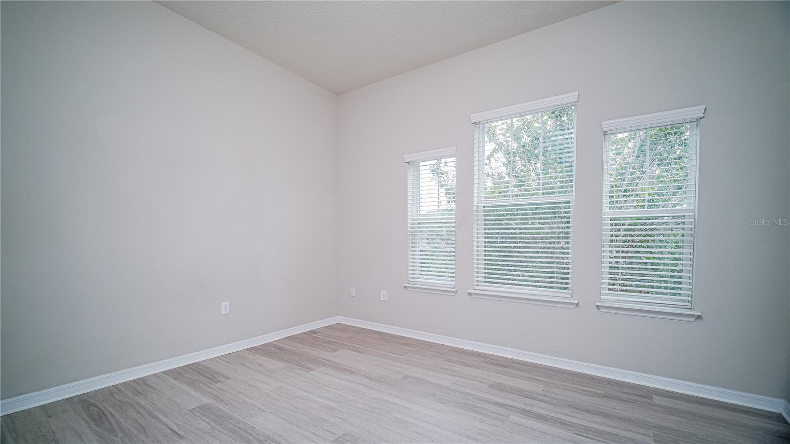 Image 23 of 40 For 2945 Cello Lane