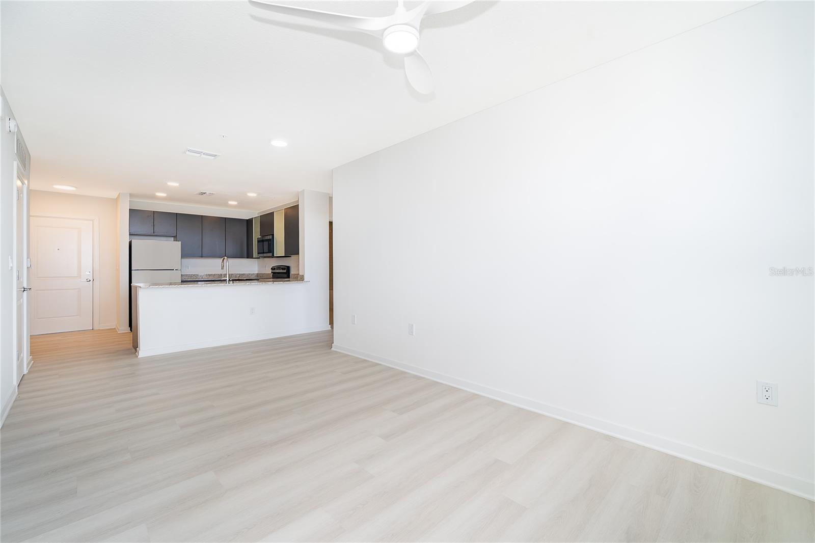 Image 15 of 46 For 5579 Millenia Park Blvd  521