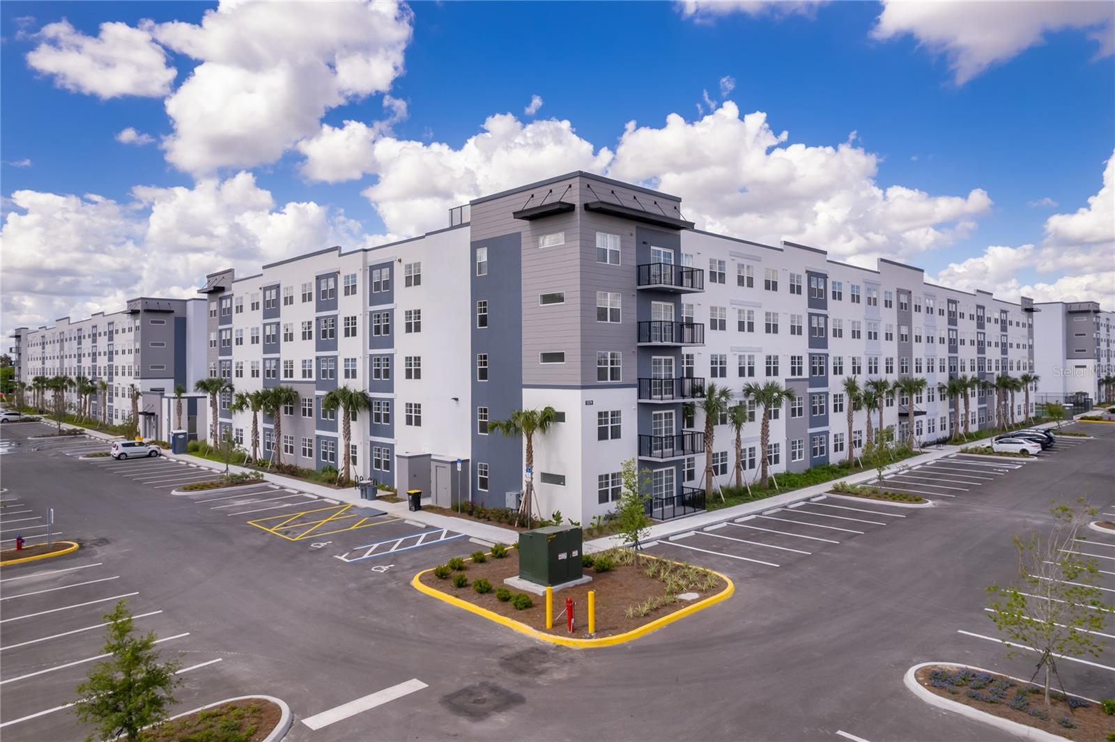 Image 37 of 46 For 5579 Millenia Park Blvd  521