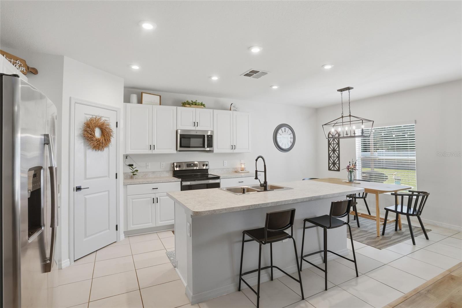Image 10 of 49 For 2843 Parkfield Road