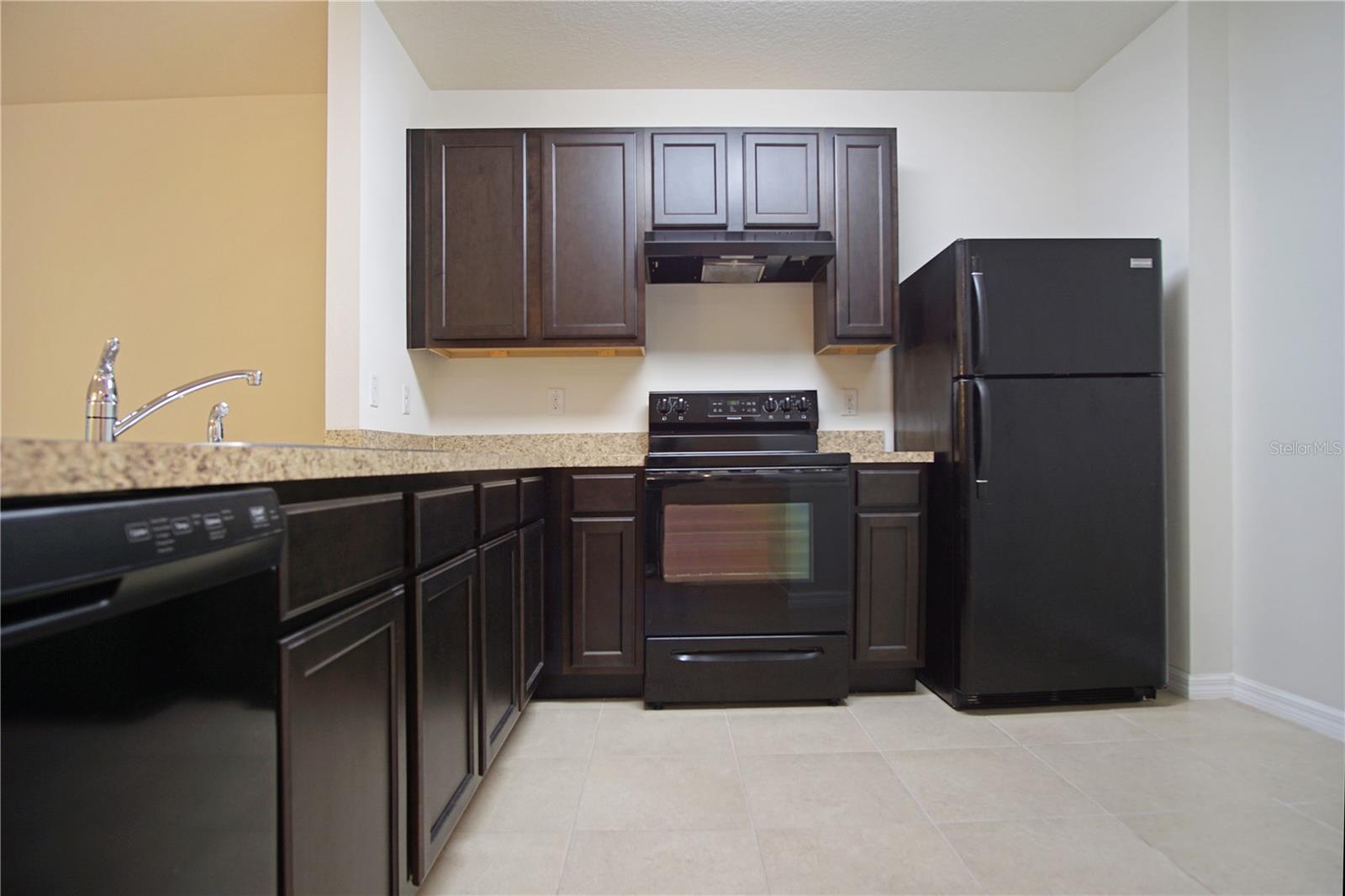 Image 3 of 30 For 467 Arbor Lakes Drive