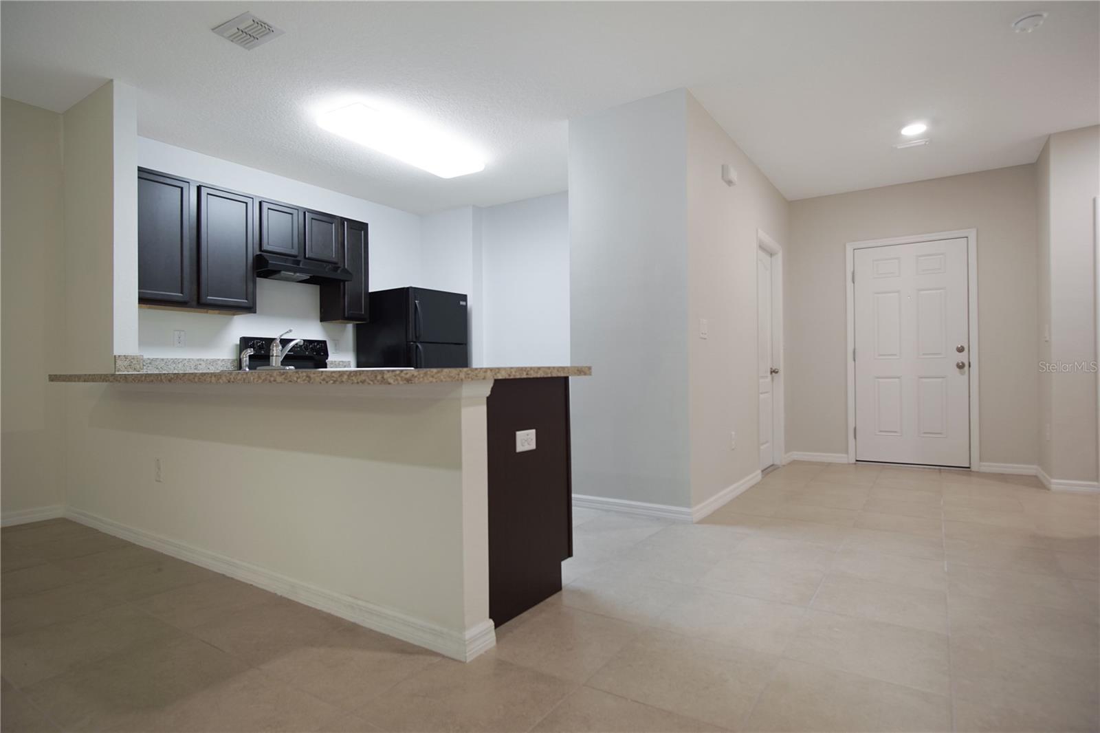 Image 6 of 30 For 467 Arbor Lakes Drive