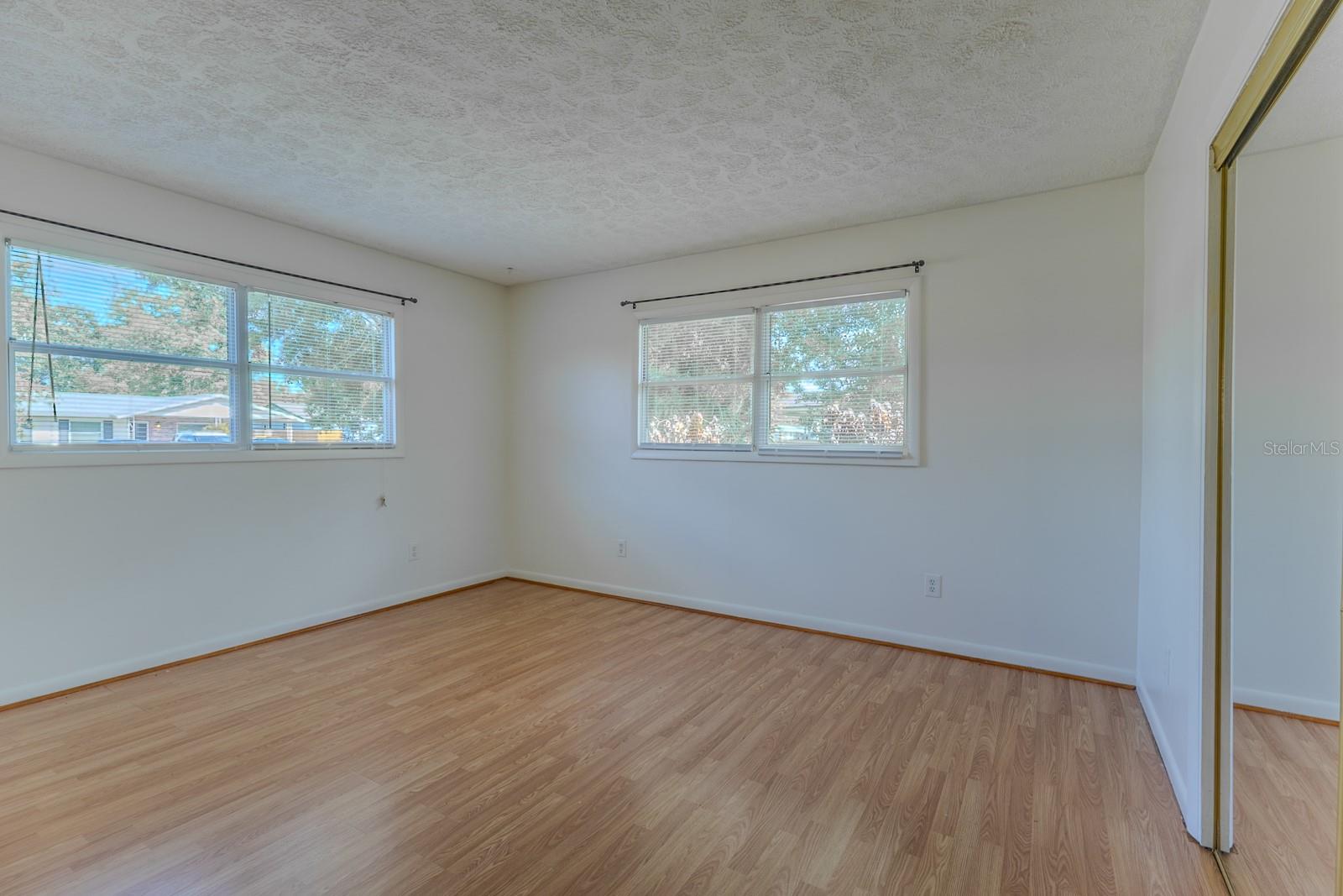 Image 12 of 31 For 212 Tenneessee Avenue