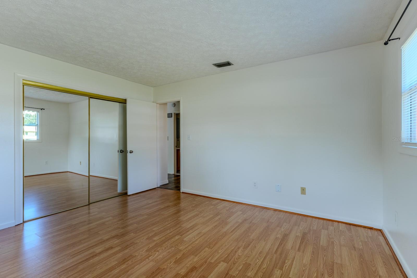 Image 13 of 31 For 212 Tenneessee Avenue