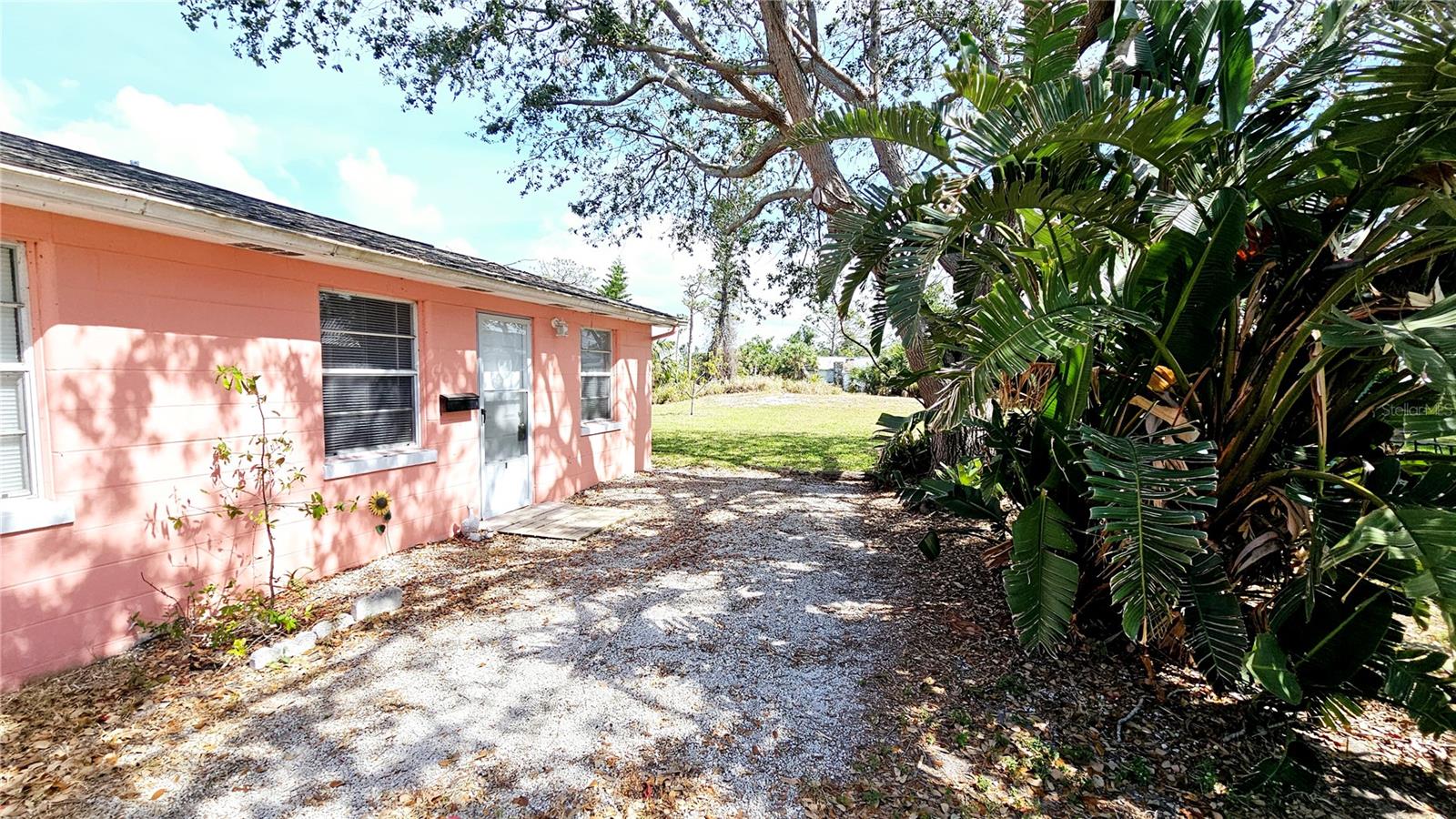 Image 4 of 16 For 19 Mango Street B