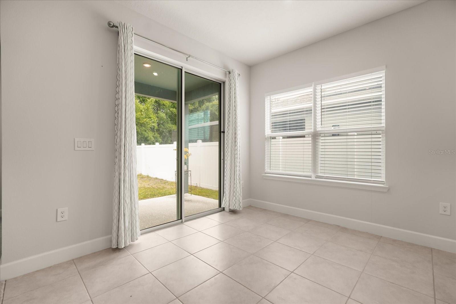 Image 20 of 48 For 357 Siesta Vista Court