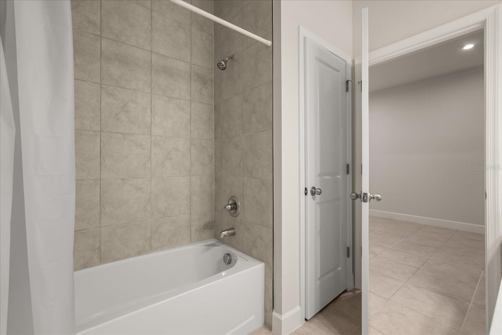 Image 28 of 48 For 357 Siesta Vista Court