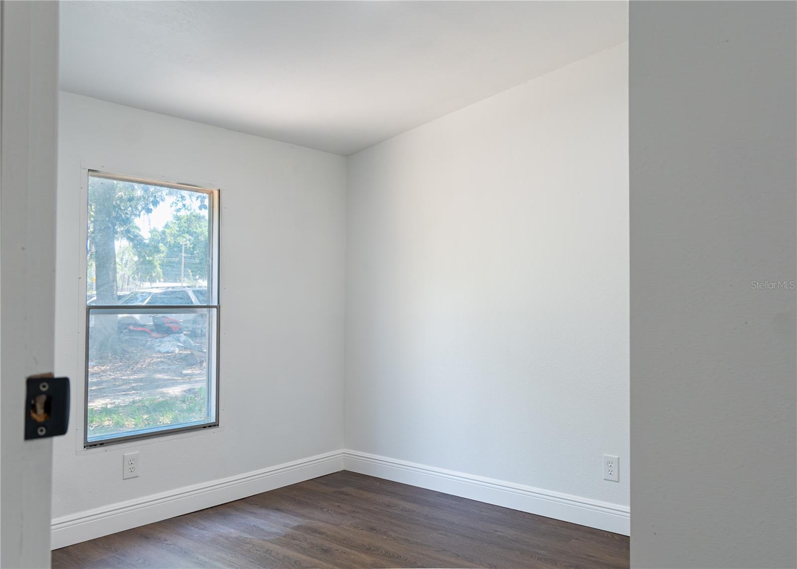 Image 6 of 28 For 1809 162nd Street