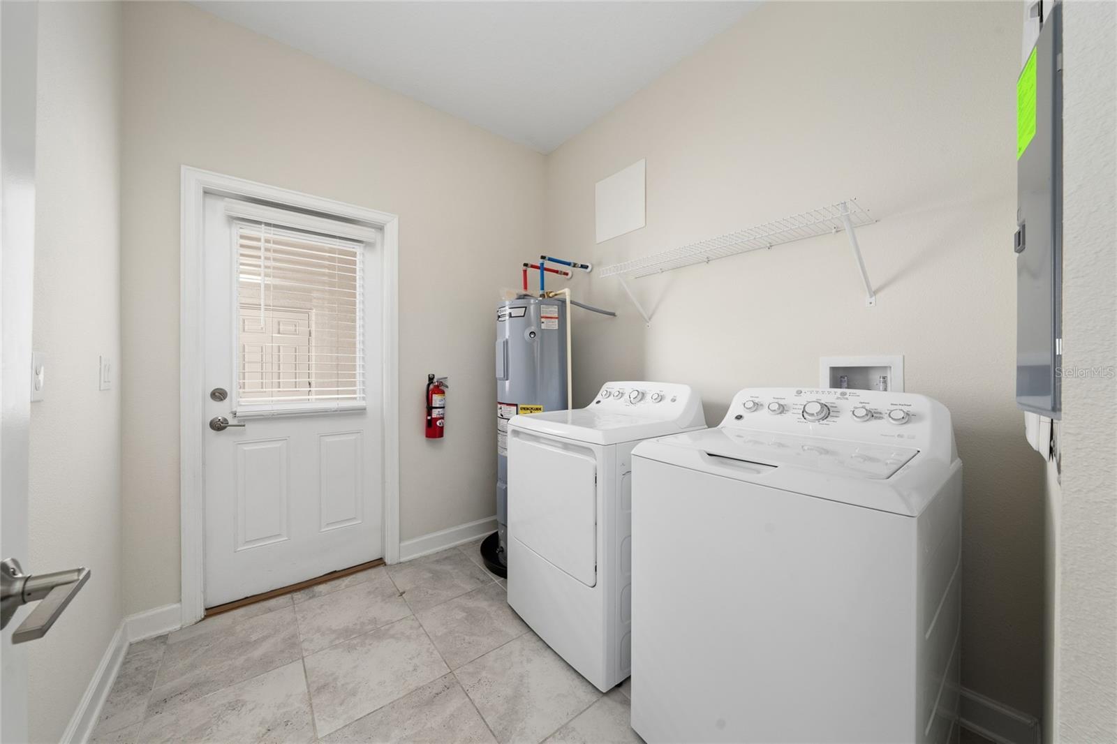 Image 24 of 31 For 12124 Sonnet Avenue