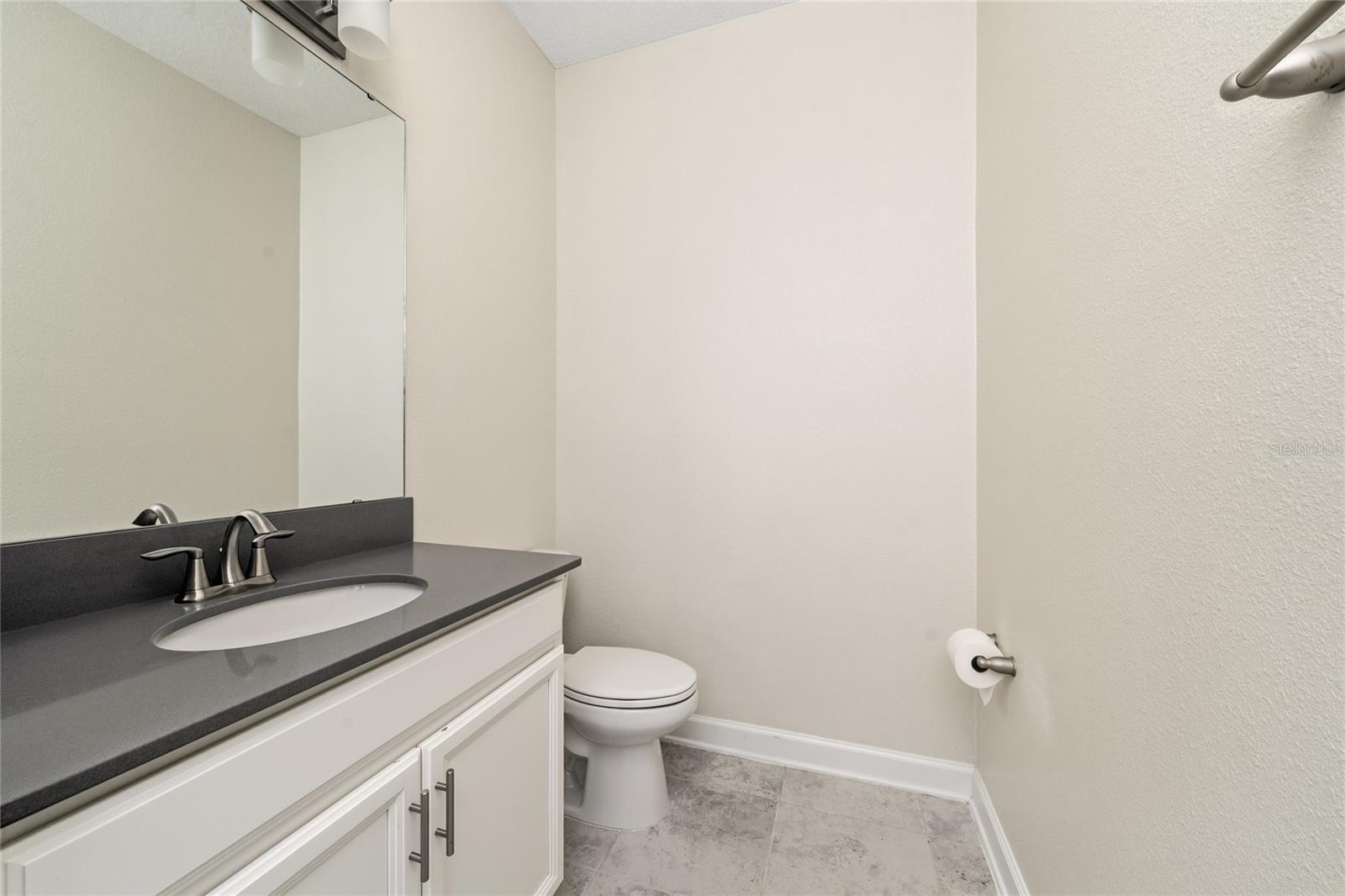 Image 6 of 31 For 12124 Sonnet Avenue