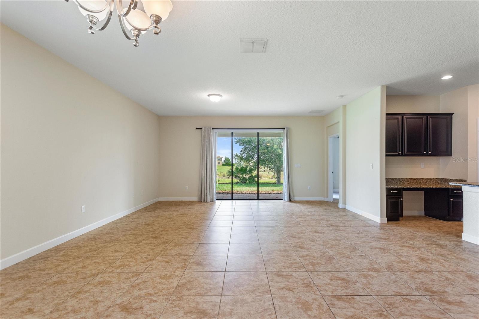 Image 4 of 76 For 1379 Palmetto Dunes Street