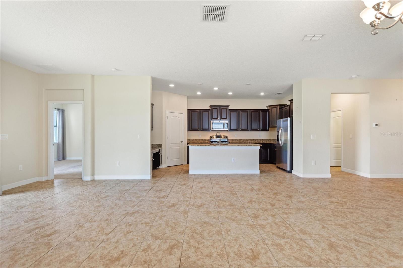 Image 6 of 76 For 1379 Palmetto Dunes Street