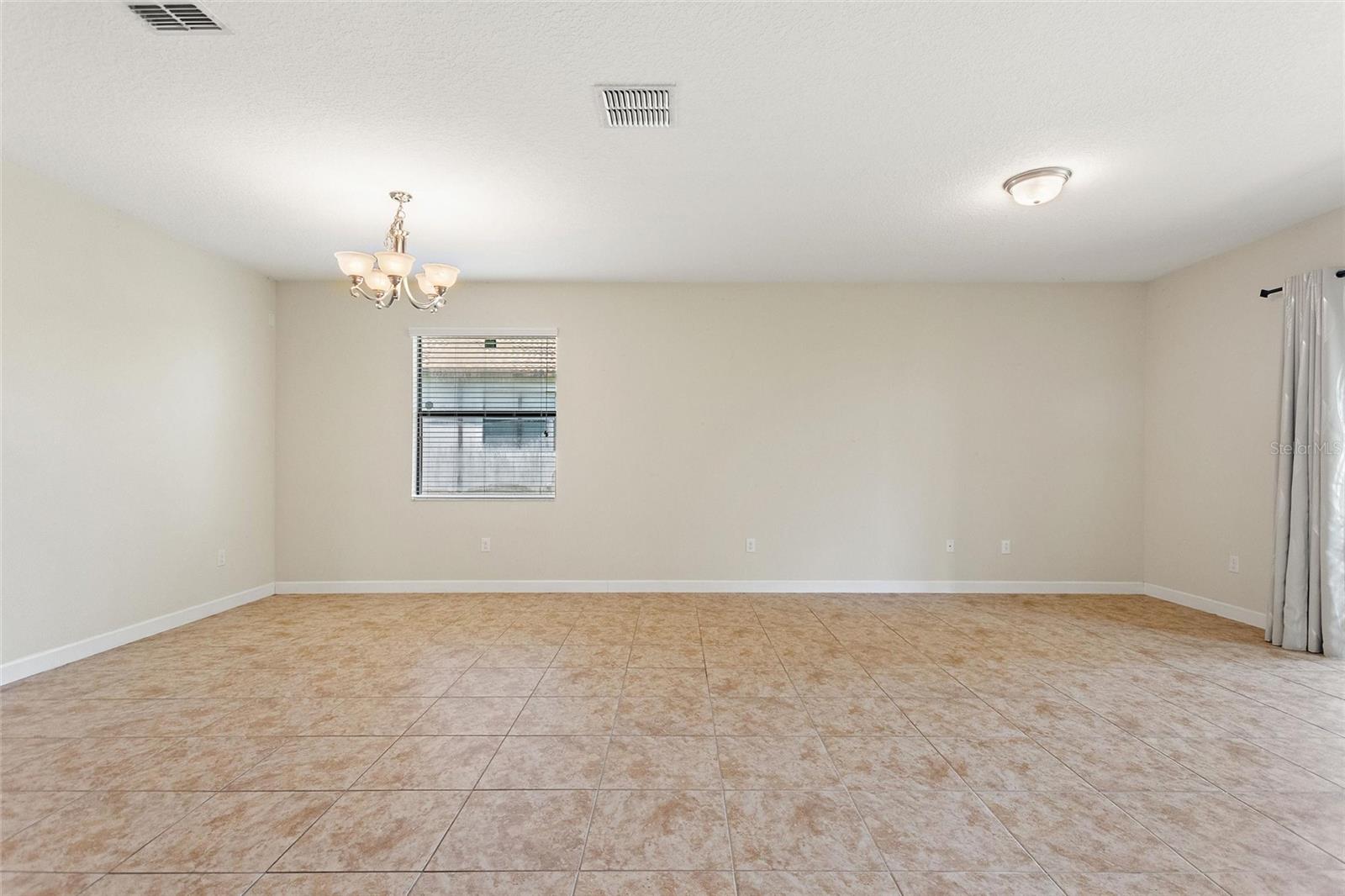 Image 8 of 76 For 1379 Palmetto Dunes Street