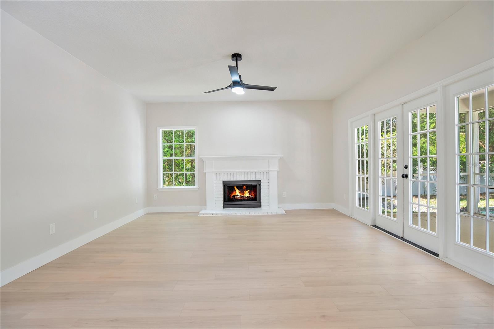 Image 15 of 34 For 12200 Treetop Court