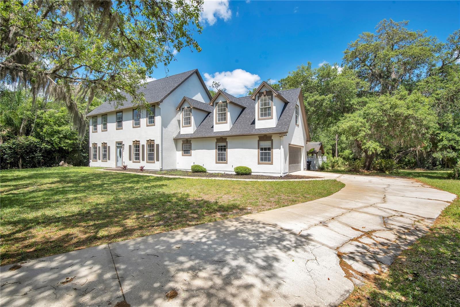 Image 2 of 34 For 12200 Treetop Court