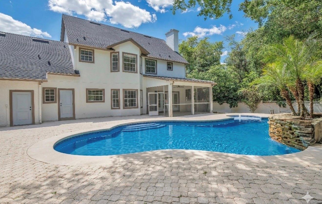 Image 30 of 34 For 12200 Treetop Court