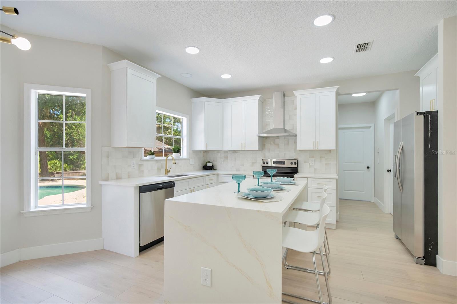 Image 8 of 34 For 12200 Treetop Court