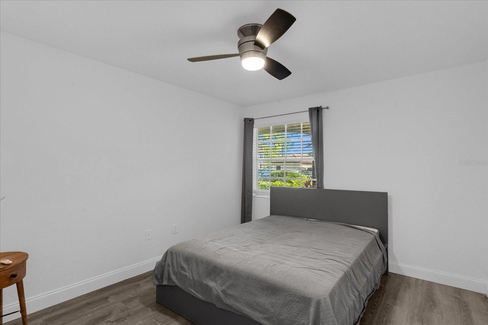 Image 12 of 25 For 14036 Fairway Island Dr  1513