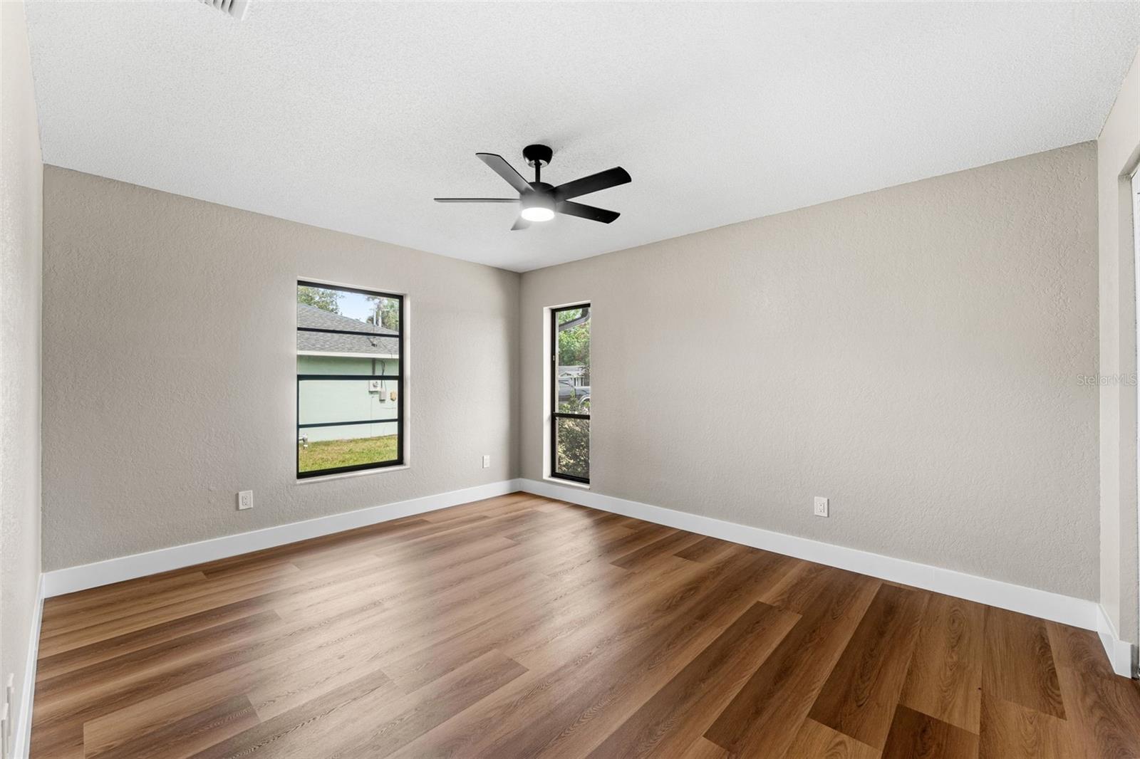 Image 23 of 36 For 117 Poinciana Road