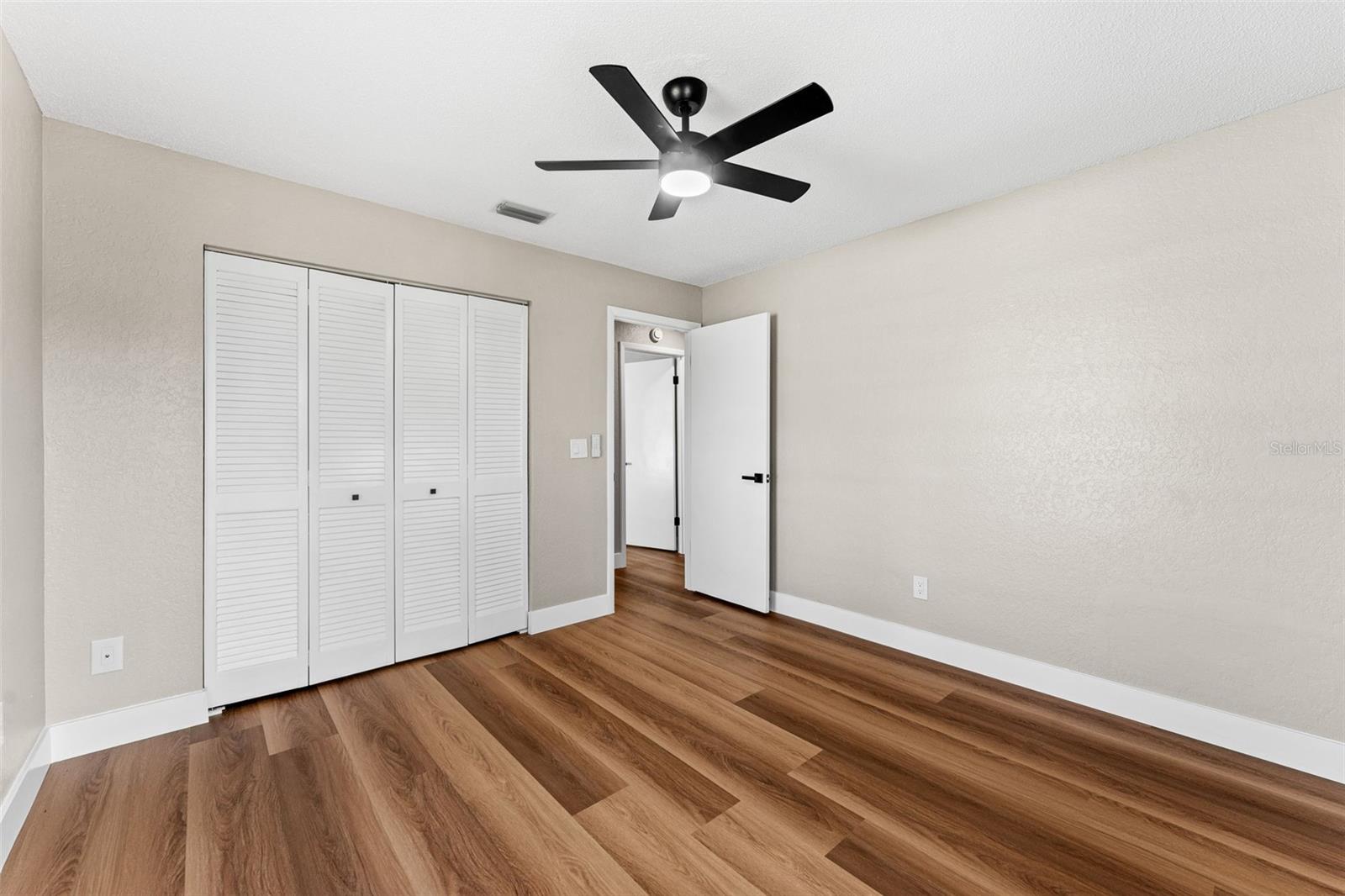 Image 27 of 36 For 117 Poinciana Road