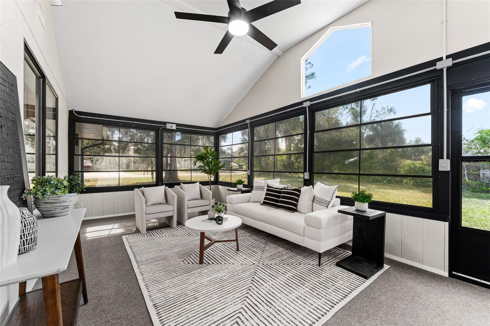 Image 29 of 36 For 117 Poinciana Road