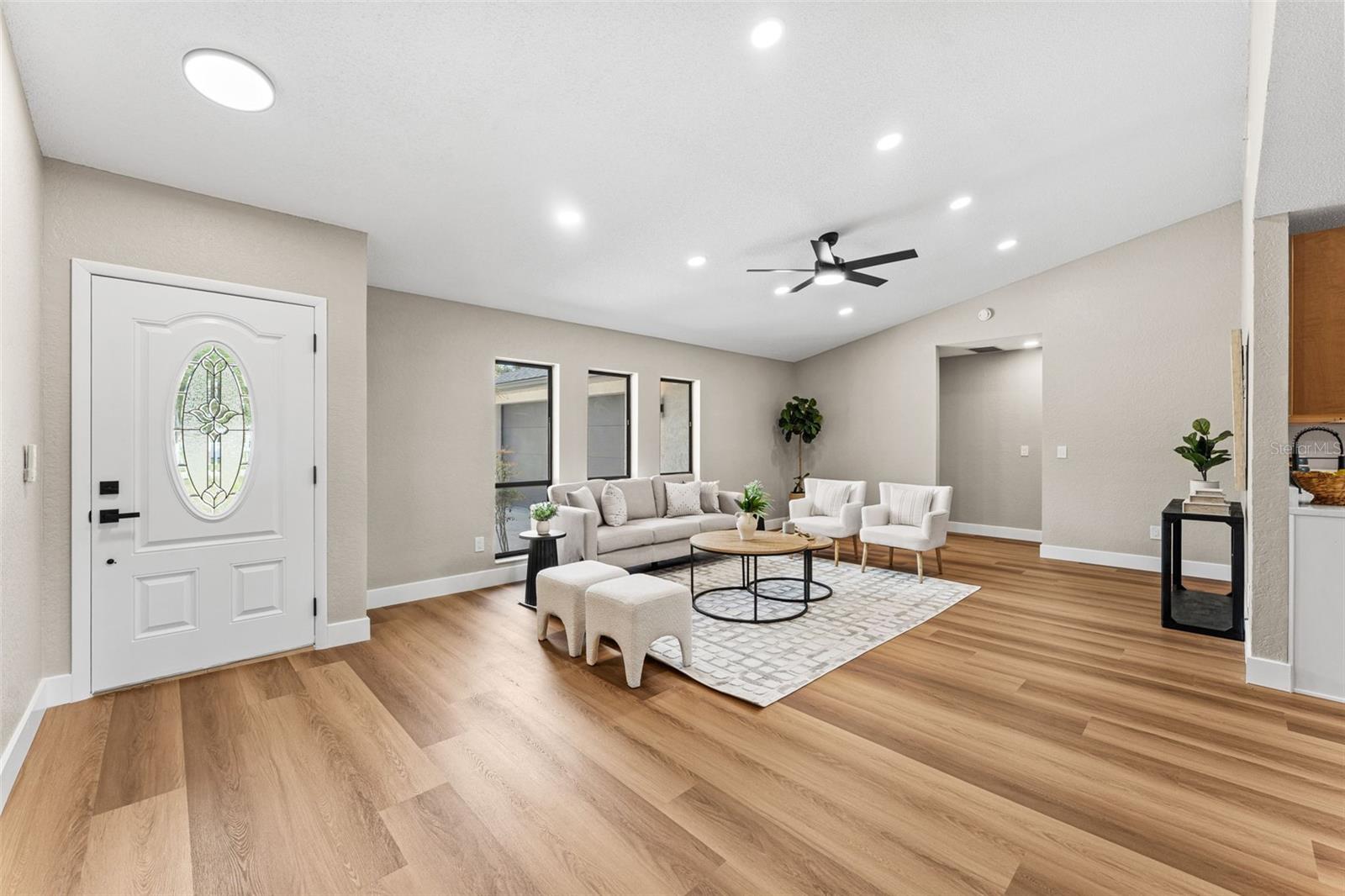 Image 5 of 36 For 117 Poinciana Road