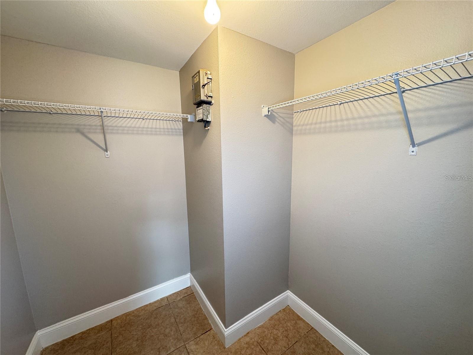 Image 5 of 14 For 3038 Parkway Boulevard 208