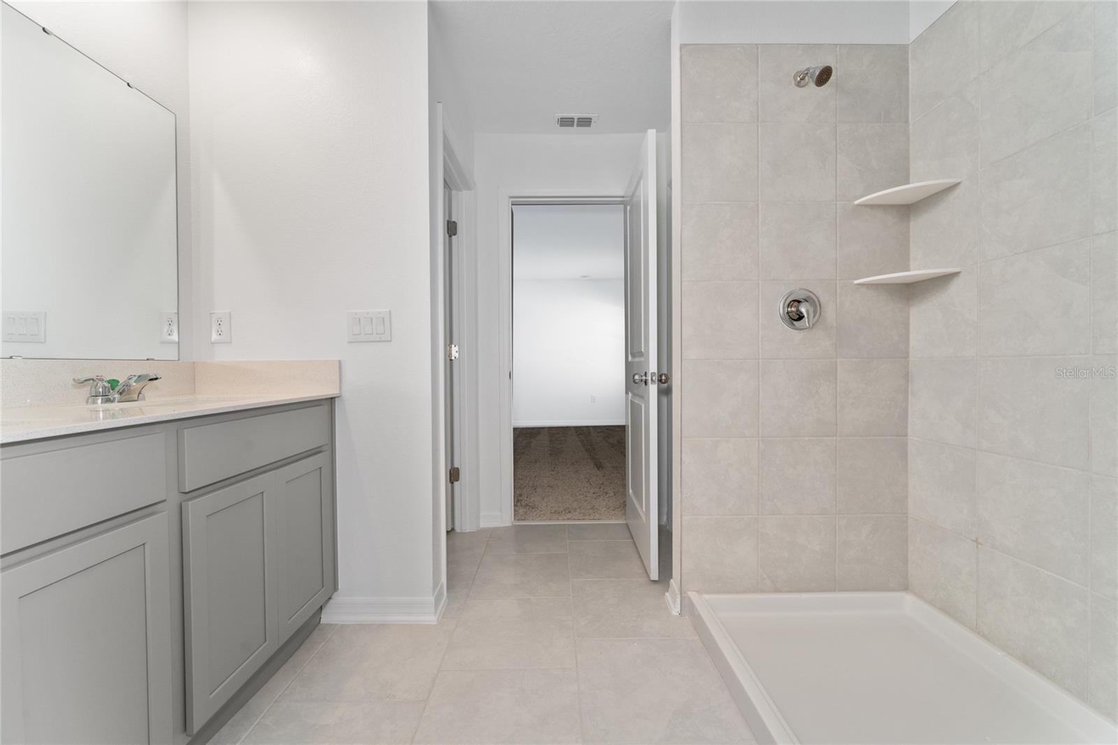 Image 12 of 36 For 606 Bell Prairie Circle