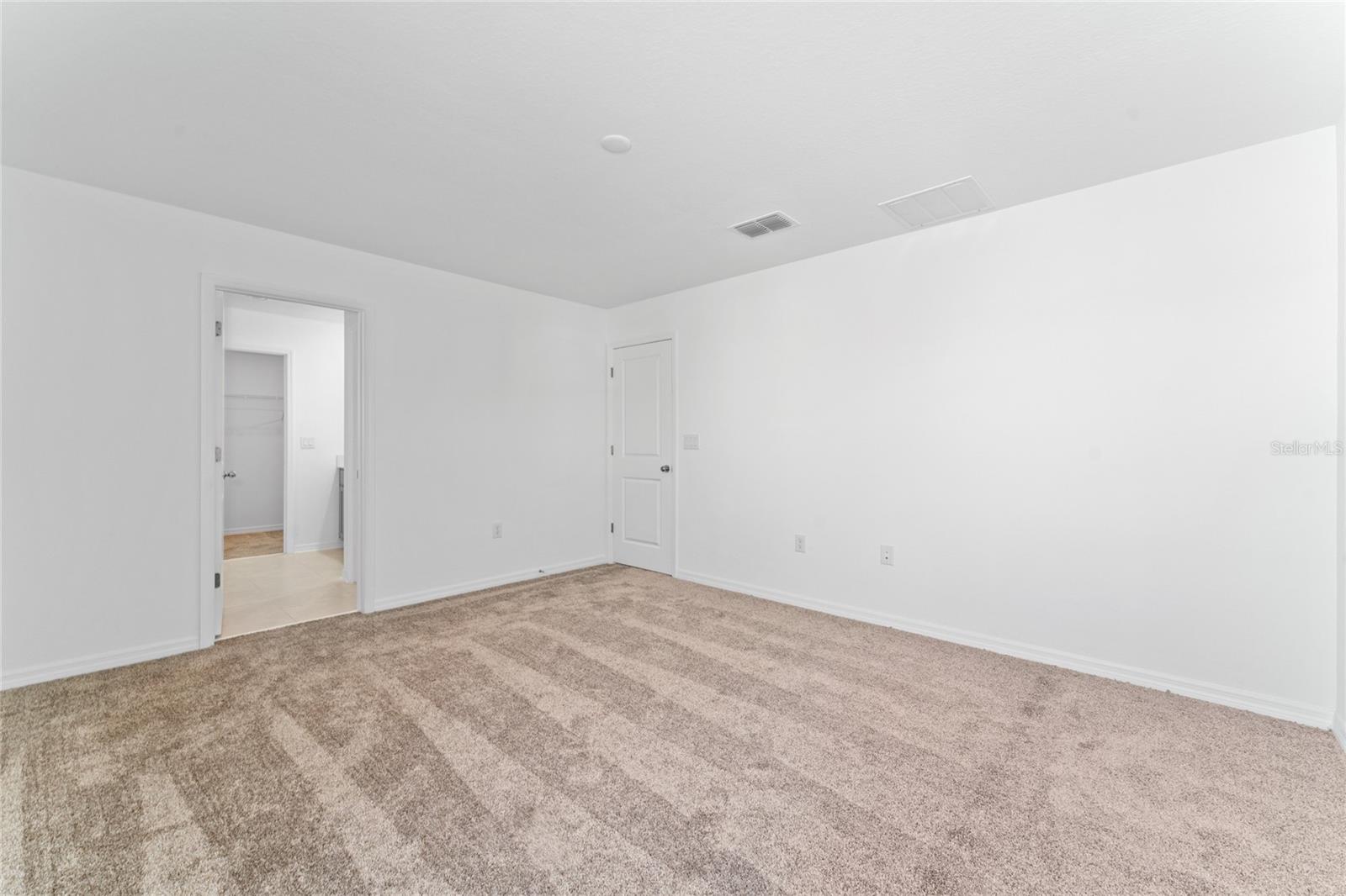 Image 23 of 36 For 606 Bell Prairie Circle