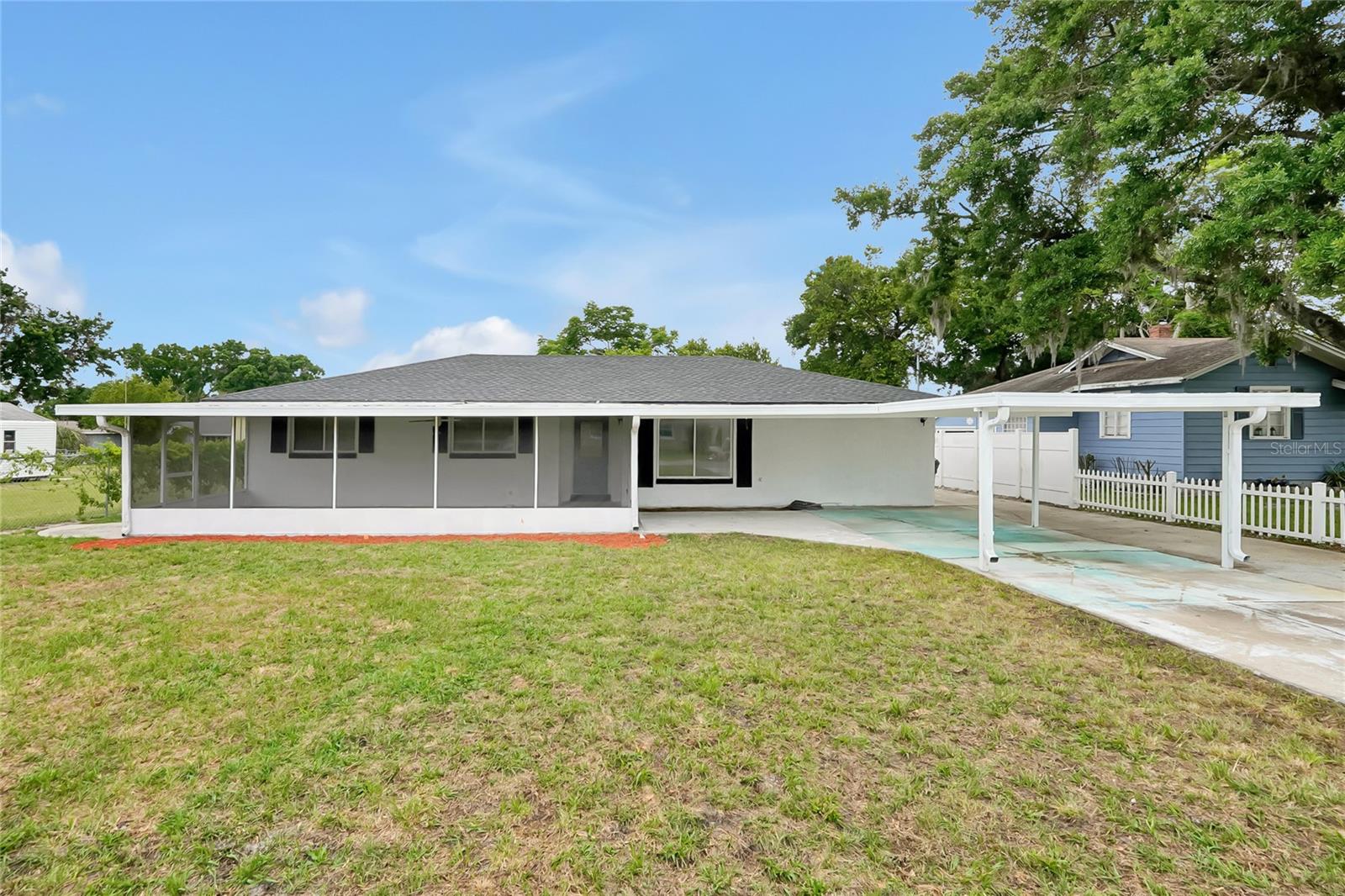 Details for 825 Avenue Y Avenue Nw, WINTER HAVEN, FL 33881