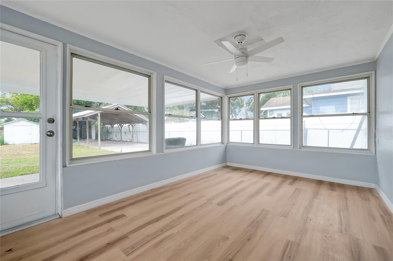 Image 17 of 42 For 825 Avenue Y Avenue Nw