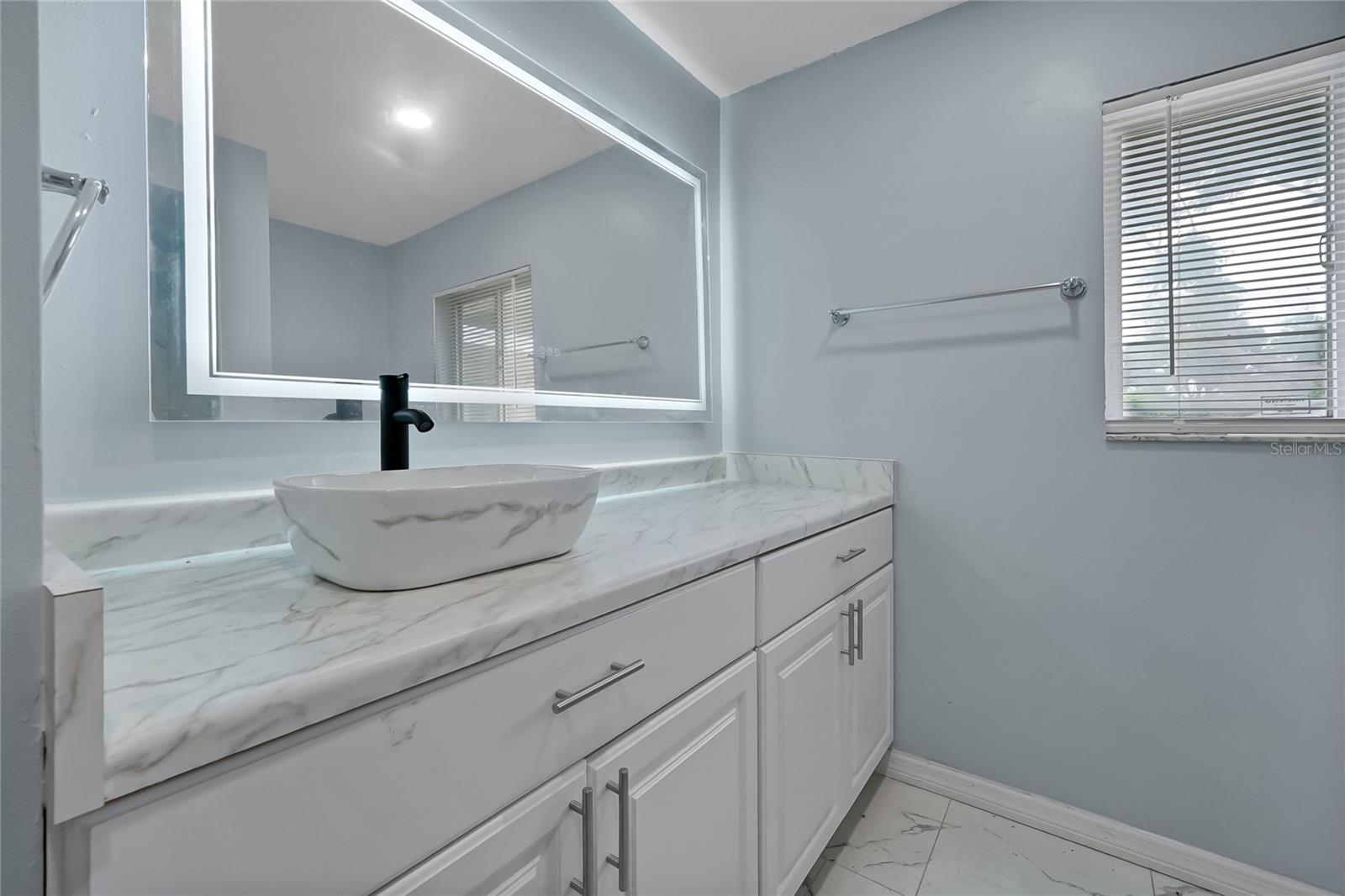 Image 21 of 42 For 825 Avenue Y Avenue Nw