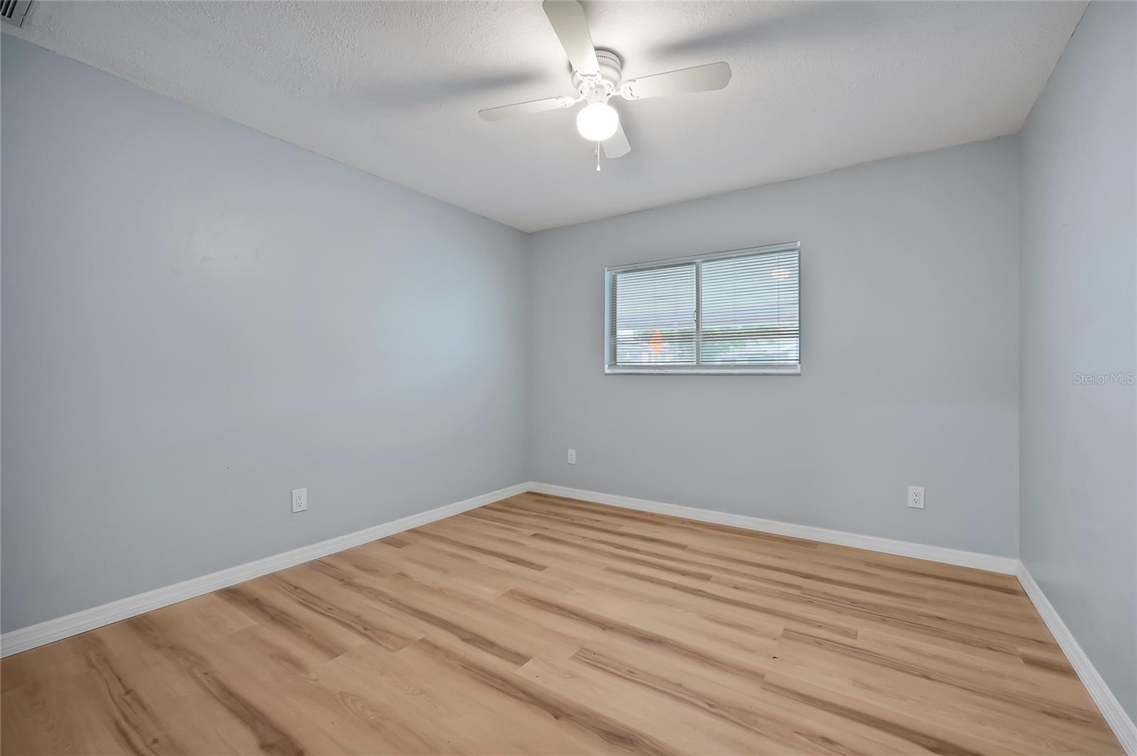 Image 25 of 42 For 825 Avenue Y Avenue Nw