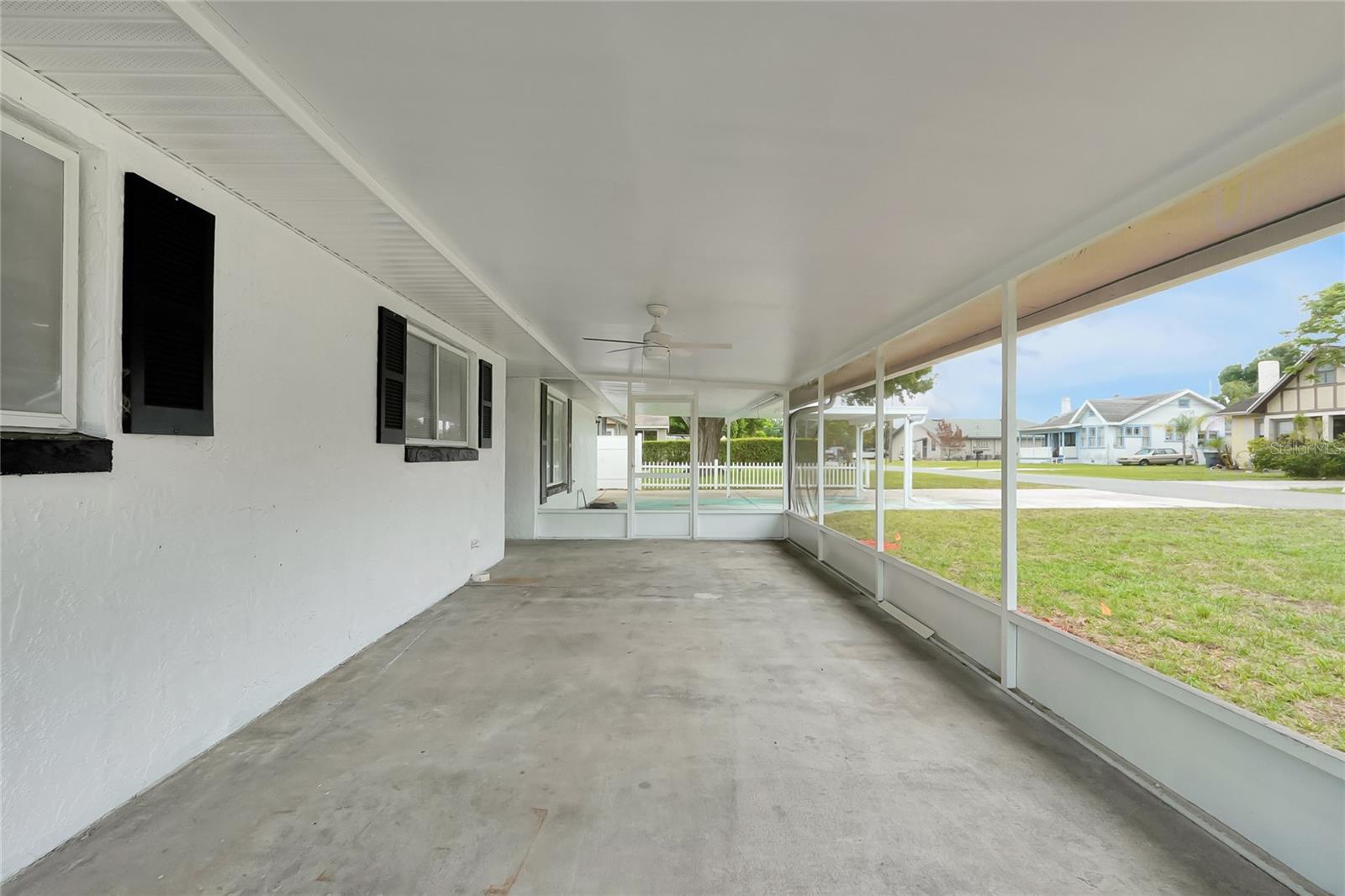 Image 5 of 42 For 825 Avenue Y Avenue Nw