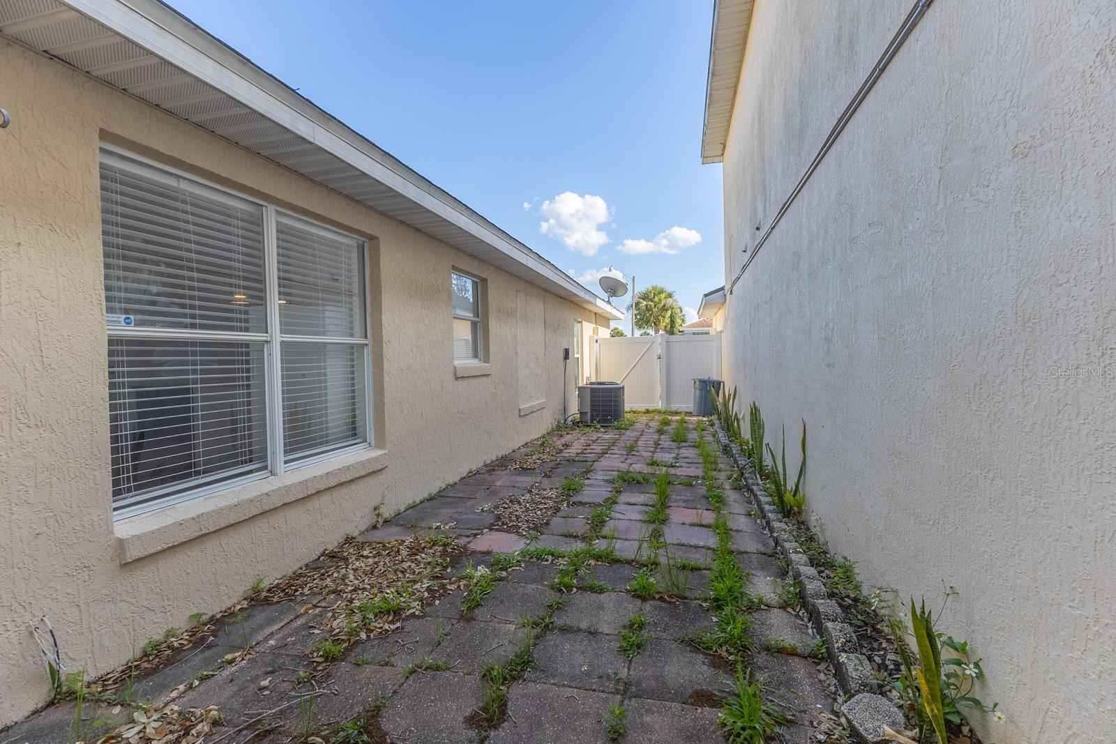 Image 16 of 20 For 3267 Brewster Drive