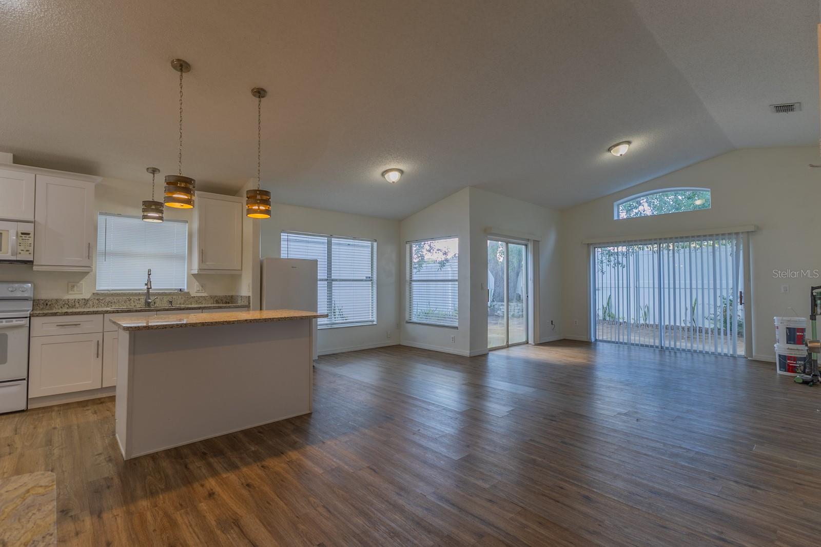 Image 5 of 20 For 3267 Brewster Drive
