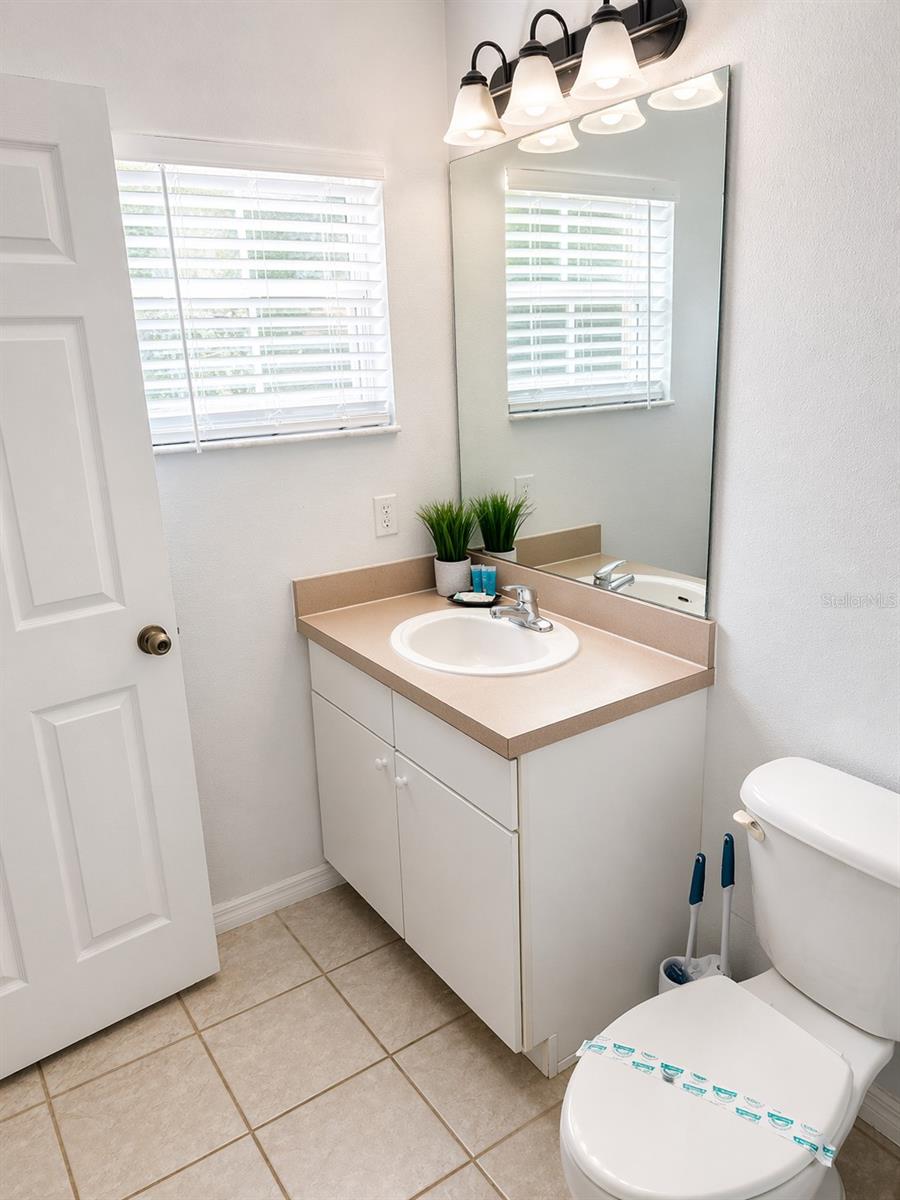 Image 2 of 10 For 4734 Vero Beach Place