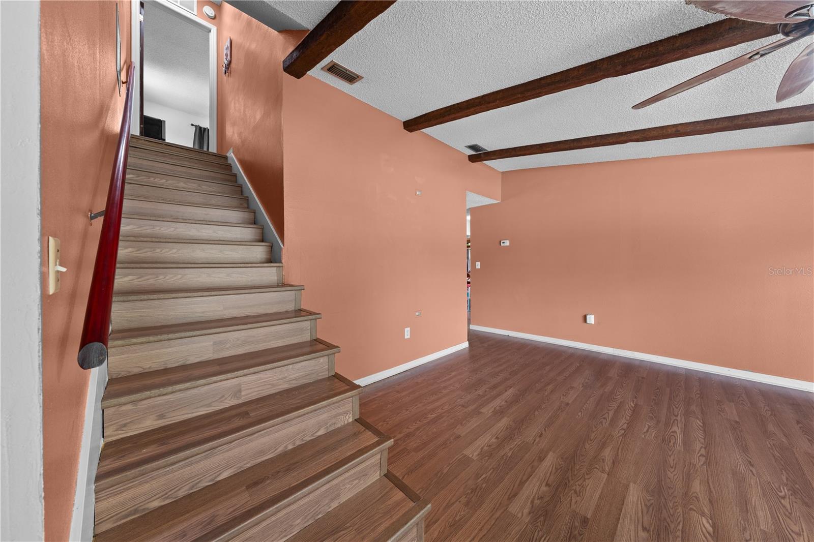 Image 14 of 53 For 6570 Bay Shore Drive