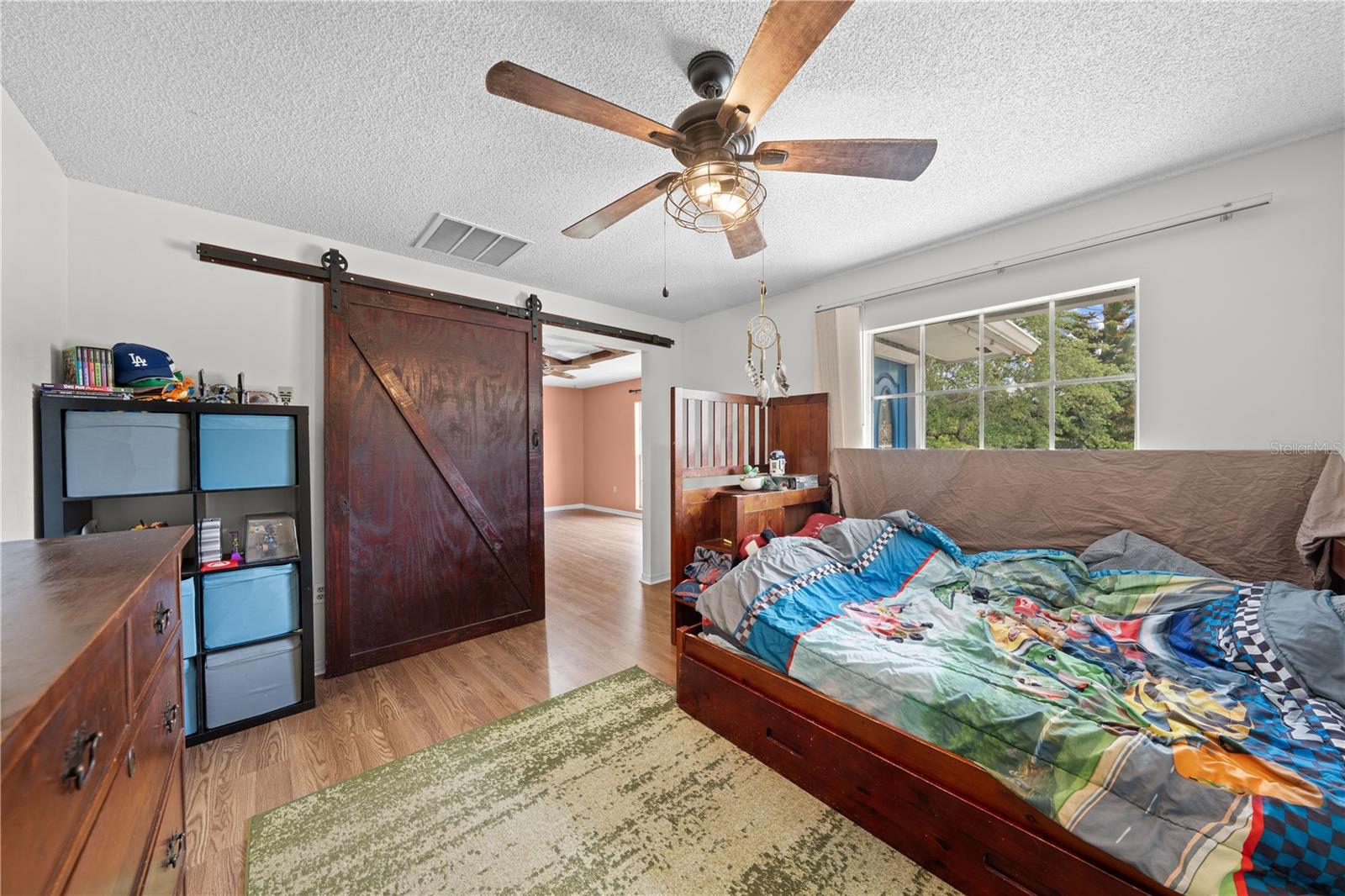 Image 17 of 53 For 6570 Bay Shore Drive