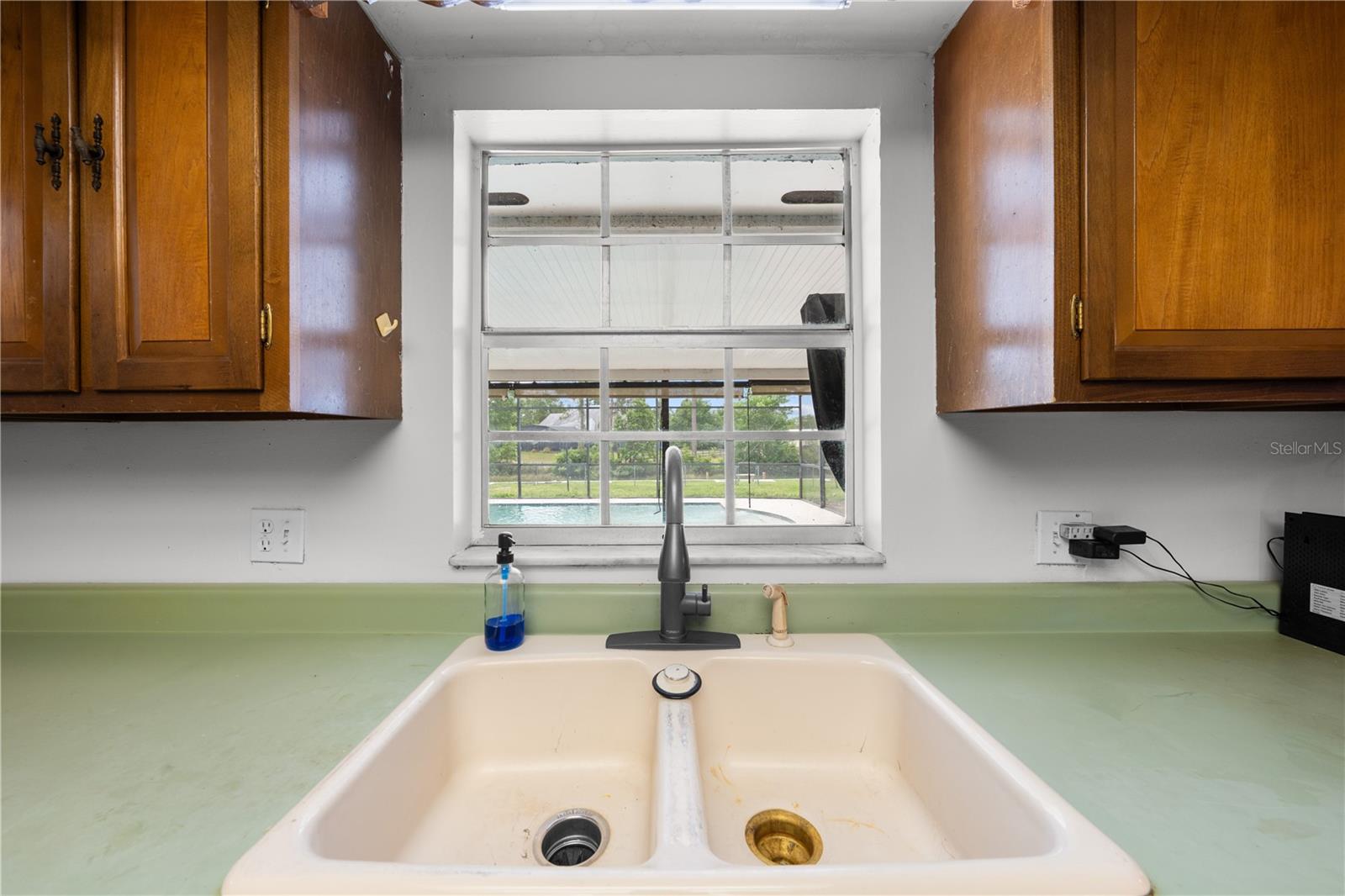 Image 22 of 53 For 6570 Bay Shore Drive