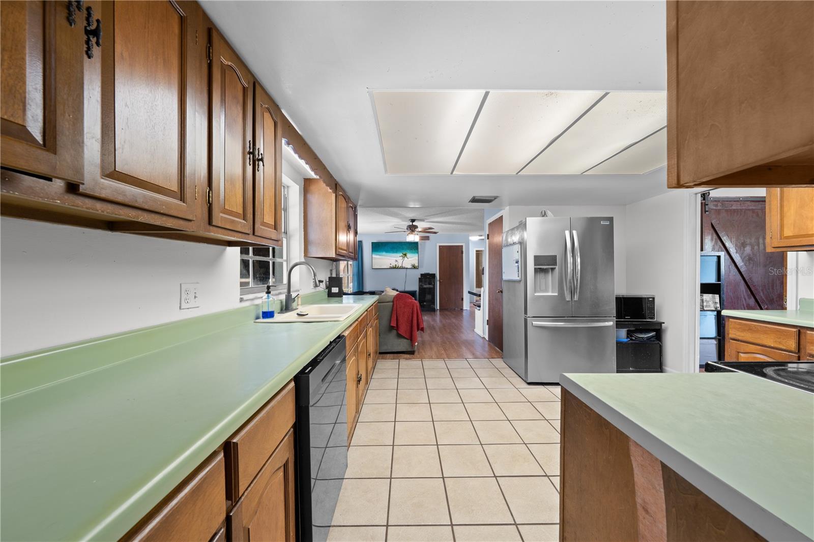 Image 24 of 53 For 6570 Bay Shore Drive