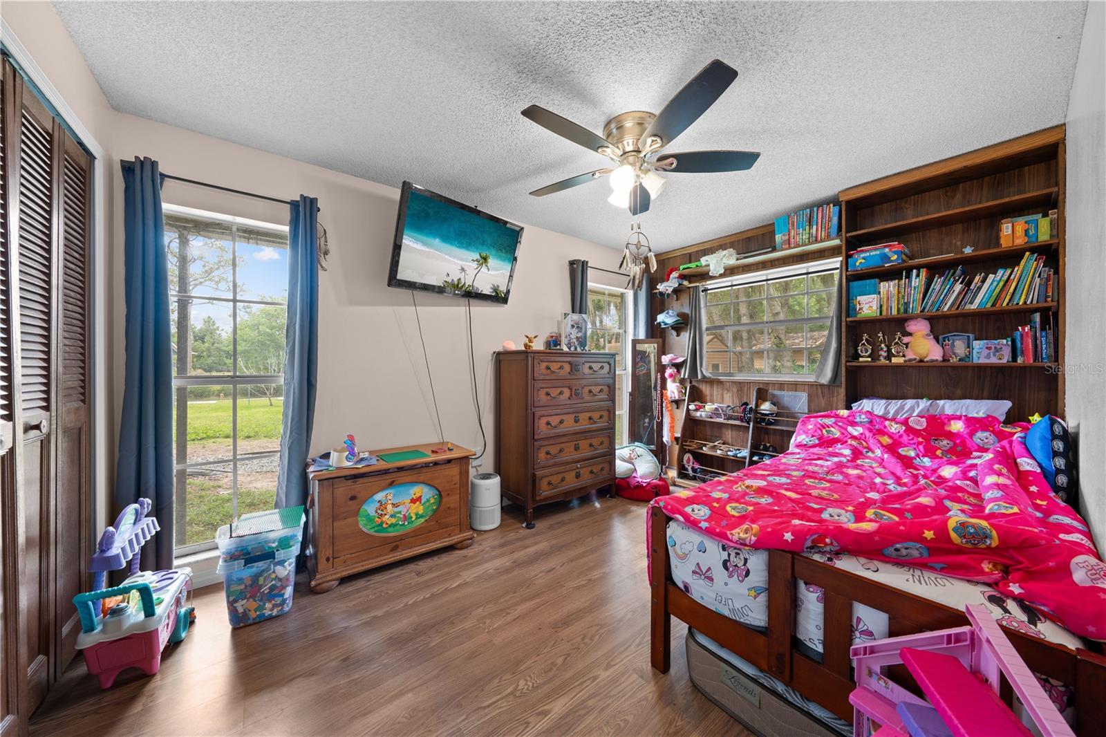 Image 33 of 53 For 6570 Bay Shore Drive