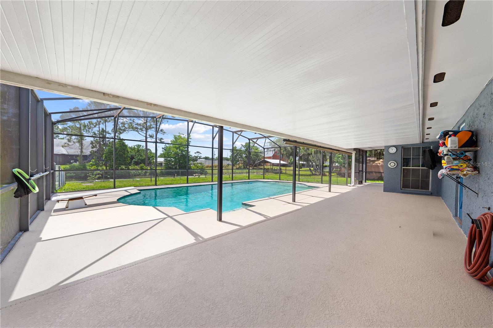 Image 39 of 53 For 6570 Bay Shore Drive