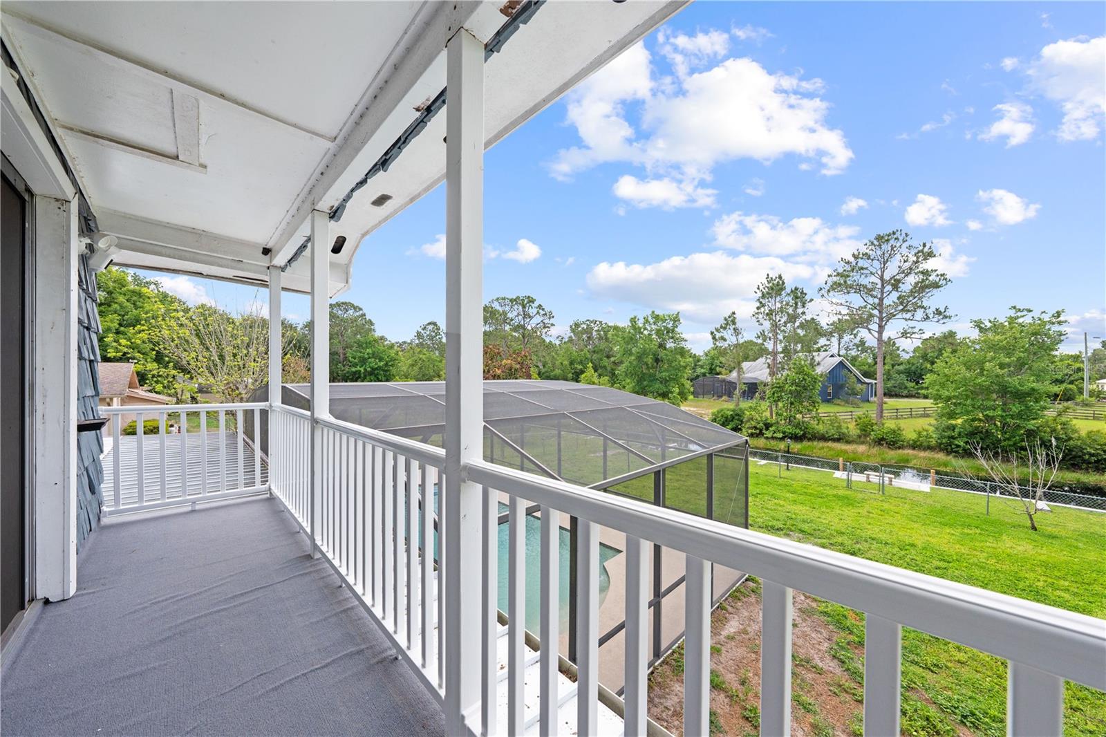 Image 7 of 53 For 6570 Bay Shore Drive