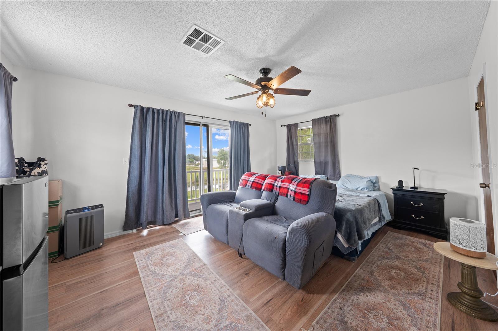 Image 9 of 53 For 6570 Bay Shore Drive