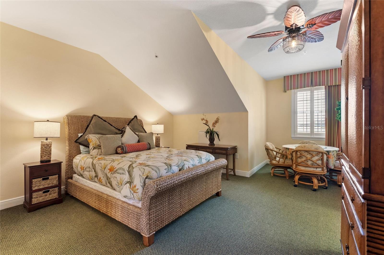 Image 22 of 46 For 1593 Heritage Crossing Court G